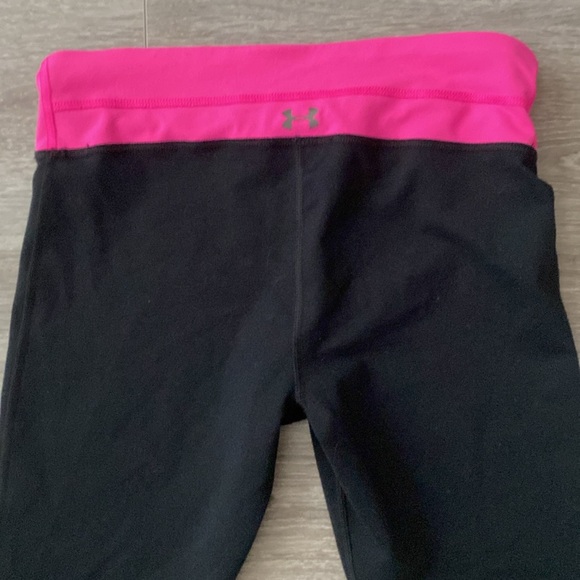 Under Armour Woman’s Athletic Yoga Leggings - Picture 5 of 5